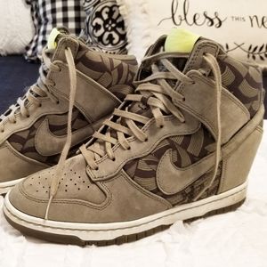Nike Dunk Sky High wedge sneaker